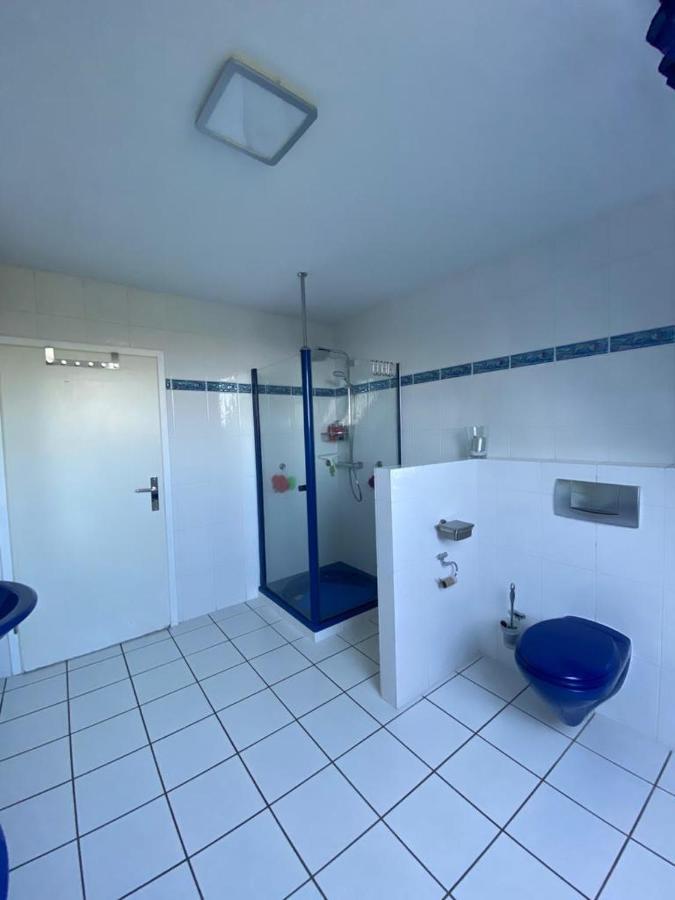 ÜberherrnBoardinghouse Saargauアパートメント エクステリア 写真